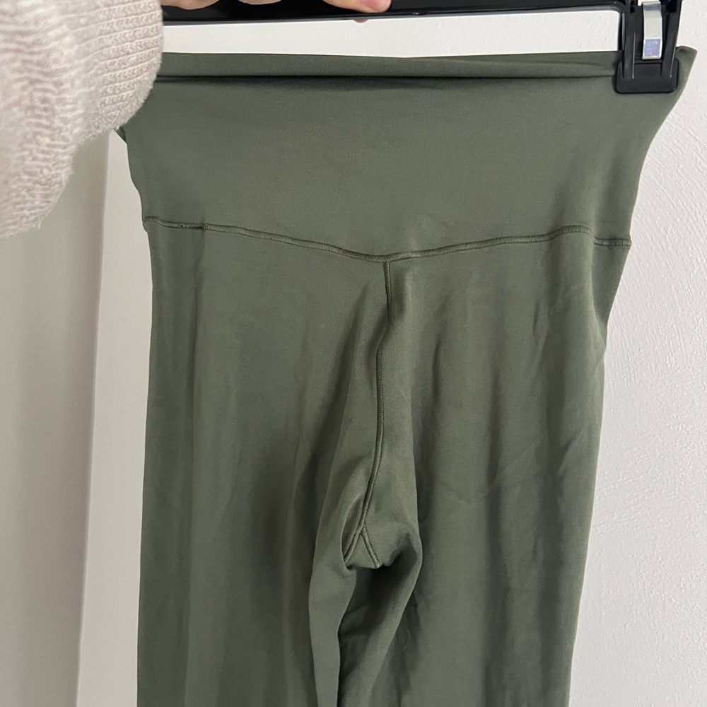 Aerie crossover Flare Leggings - Picture 6 of 6